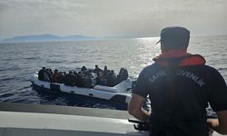 İzmir açıklarında 37 düzensiz göçmen yakalandı