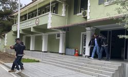 Uşak'ta KKTC için sahte belge düzenleyen 2 şüpheli tutuklandı