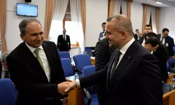 Milletvekili Güneş: “Halka Döviz Satışı Yasaklanmalıdır”