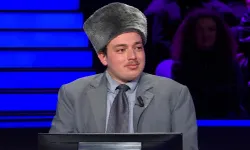Kalpaklı Yarışmacı Uşak’tan Katıldı, 5 Bin TL ile Elendi!