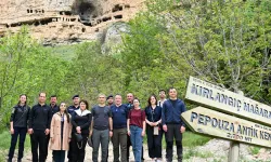 Uşak’ın Gizli Hazinelerine Yön Tabelası Geldi: Artık Kaybolmak Yok!