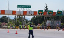 Otoyol jandarması trafik güvenliği için bayramı yolda geçirecek