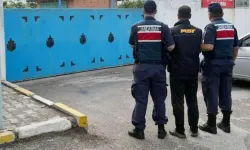 İzmir'de oto galeriye el bombası atılmasıyla ilgili 3 şüpheli tutuklandı