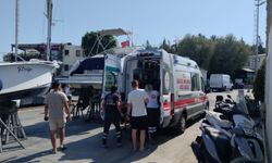 Bodrum'da gezi teknesinde düşerek yaralanan personel deniz ambulansıyla tahliye edildi