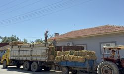 Germencikli besicilerden İzmir'deki yangınlardan etkilenen meslektaşlarına yem desteği
