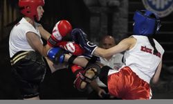 İzmir'de düzenlenen Türkiye Kick Boks Şampiyonası sona erdi