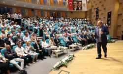 AK Parti İzmir'de "Teşkilat Akademisi" programı düzenledi