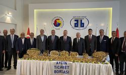 Aydın'da sezonun ilk kuru incirine 800 liralık 'sembolik fiyat'