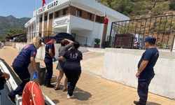 Fethiye açıklarında gezi teknesinde yaralanan kişiye tıbbi tahliye