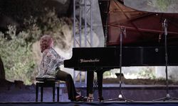 Rus piyanist Katya Apekisheva, 22. Gümüşlük Müzik Festivali'nde konser verdi