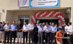 Sarıgöl'de yapımı tamamlanan okul binası açıldı