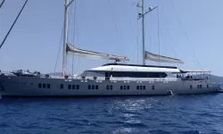 Bodrum açıklarında teknede fenalaşan Meksikalı turiste tıbbi tahliye yapıldı
