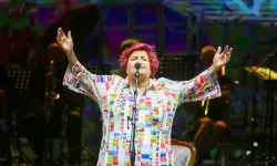 Eşme Kilim Festivalinde Selda Bağcan Rüzgarı Esti