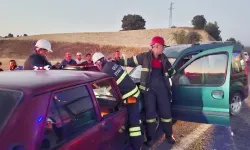 Gediz-Uşak Karayolunda Feci Kaza; "2 Ölü"
