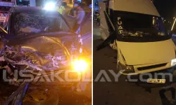 Uşak'ta kırmızı ışıkta geçen araç minibüse çarptı: 3 yaralı