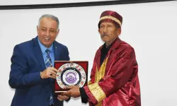 Afyonkarahisar'da 45 yıllık demirci ustasına 'Yılın Ahisi' ödülü verildi