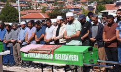 Afyonkarahisar'da tabancayla öldürülen iki kadının cenazesi defnedildi