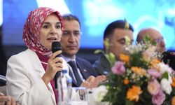 Bakan Göktaş, Manisa'da 'Türkiye Yüzyılı Buluşmaları' programında konuştu
