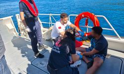 Fethiye açıklarında teknede yaralanan kişiye tıbbi tahliye