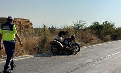Kamyonet ile Motosiklet Çarpıştı: 1 Ölü