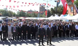 Eşme’de Kurtuluş Coşkusu Mehter ve Halk Oyunlarıyla Yaşandı