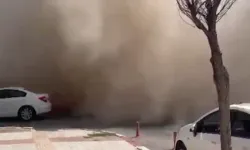 Uşak’ta Öğretmenevi Yıkımı Mahalleyi Toza Boğdu