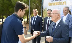 Uşak Üniversitesi, Yeni Öğrencilerini Kampüste Karşıladı
