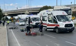 Afyonkarahisar'da tırın motosiklete çarpması sonucu 2 kişi öldü