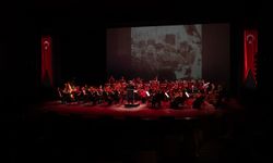 İzmir Kültür Yolu Festivali'nde Cumhuriyet Bayramı coşkuyla kutlandı