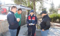 Jandarma tarafından KADES ve 'Kadına El Kalkamaz' bilgilendirmesi yapıldı