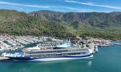 'Marella Discovery 2' kruvaziyeri Marmaris'e 1736 turist getirdi