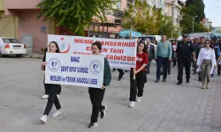 Banaz'da Meme Kanseri Farkındalık Yürüyüşü Düzenlendi