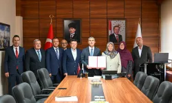 Uşak’ta Hayırseverden Bağış: Bozkuş’a Aile Sağlığı Merkezi Yapılacak