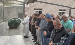 İzmir'de kocası tarafından öldürülen kadının cenazesi defnedildi