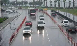 İzmir'de sağanak etkili oldu