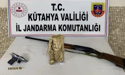 Kütahya'da Roma Dönemi'ne ait olduğu değerlendirilen heykel ele geçirildi