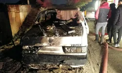 Uşak’ta Saman Deposunda Çıkan Yangın Eve ve Otomobile Sıçradı
