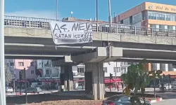 Uşak’ta Köprülü Kavşağa Küfürlü Pankart Asıldı!