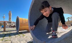 Geleneksel Oyunlar Tırı İzmir'de geçmişin oyunlarıyla çocukları sevindirdi