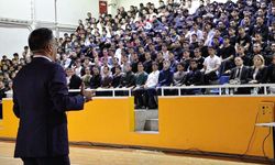 İzmir'de Yeşilay'dan polis okulunda 'bağımlılıkla mücadele' konferansı