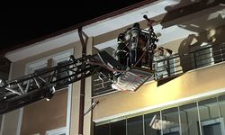 Kütahya'da apartmanda çıkan yangında mahsur kalan 5 kişi kurtarıldı