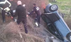 Aydın'da şarampole devrilen otomobildeki 5 kişi yaralandı