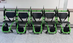 Uşaklı Hayırseverden Hastaneye 5 Tekerlekli Sandalye Bağışı