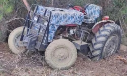 Manisa'da devrilen traktörün sürücüsü hayatını kaybetti