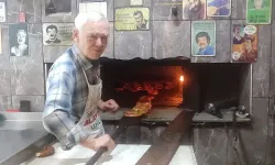 Uşak’ta 50 Yıllık Lezzet Durağı: Necati Alp’ten Doğal Taş Fırın Simidi