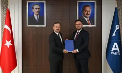 Avukat Nurettin Urhan, Anahtar Parti’nin Uşak İl Başkanı Oldu