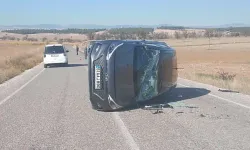 Uşak’ta Seyir Halindeki Otomobil Takla Attı: 2 Yaralı