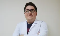 Uşak EAH Kadrosuna Tıbbi Onkoloji Uzmanı Katıldı