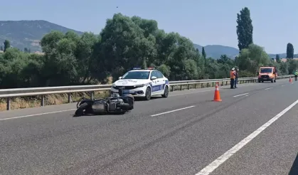 Aydın'da kamyonetle çarpışan motosikletteki 1 kişi öldü, 1 kişi yaralandı