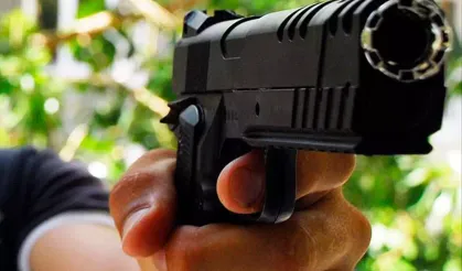 Kiraz'da silahlı kavgada bir kişi yaralandı